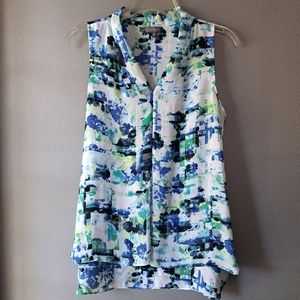 Vince Camuto Blue and White Sleeveless Top, Size Medium